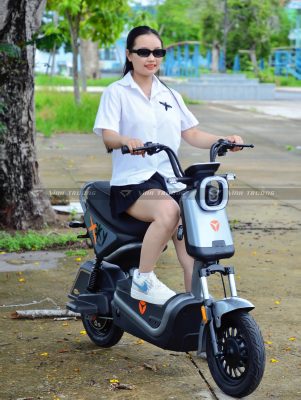 Khám Phá 5 Điểm Nổi Bật Của Yadea X-Sky Khiến Giới Trẻ Mê Mẩn Xe Máy Vĩnh Trường Tiền Giang